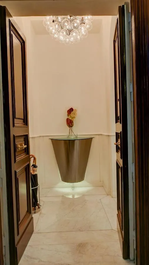 Enjoy Apartment Luxury In Rome